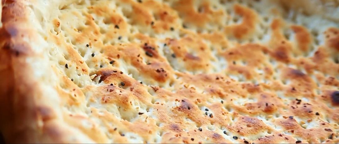 蟹黄包蟹黄烧饼,地方特色美食蟹黄肉包