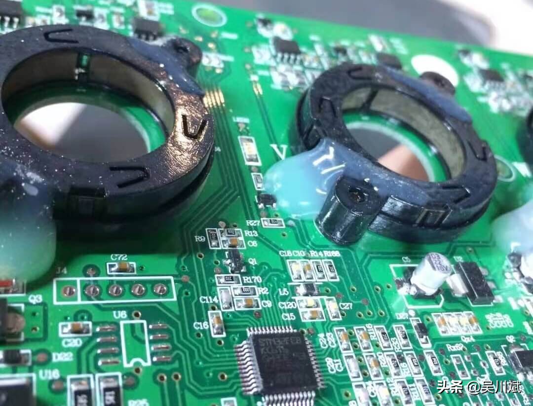 pcb元件的白点是什么,pcb白色粉末