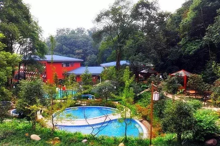 四季贵州和万象温泉哪里好玩,贵州的温泉值得你来