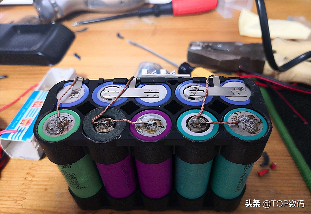 锂电洗车机能达到800w吗,锂电洗车机换大电池用