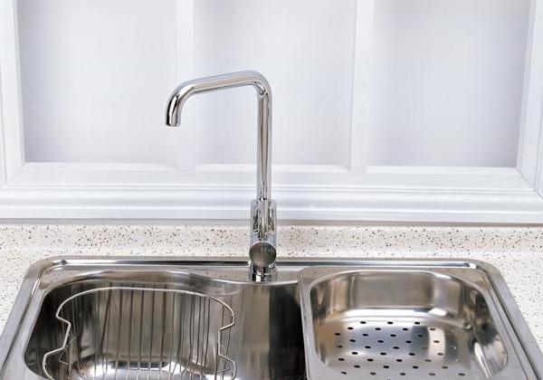 装修中水龙头是哪个步骤安装,装修时预留水龙头接口怎么安装