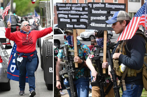 美国民众街头反对战争,美国居民持枪面对抗议队伍