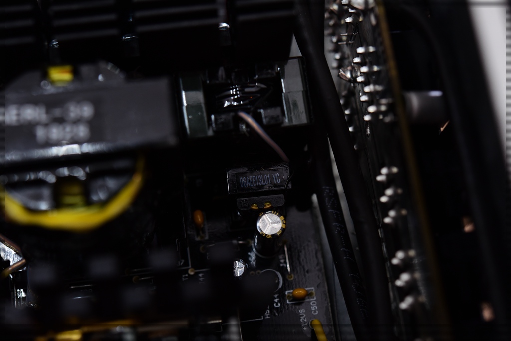 爱国者es650什么电容,爱国者yogo电源es650