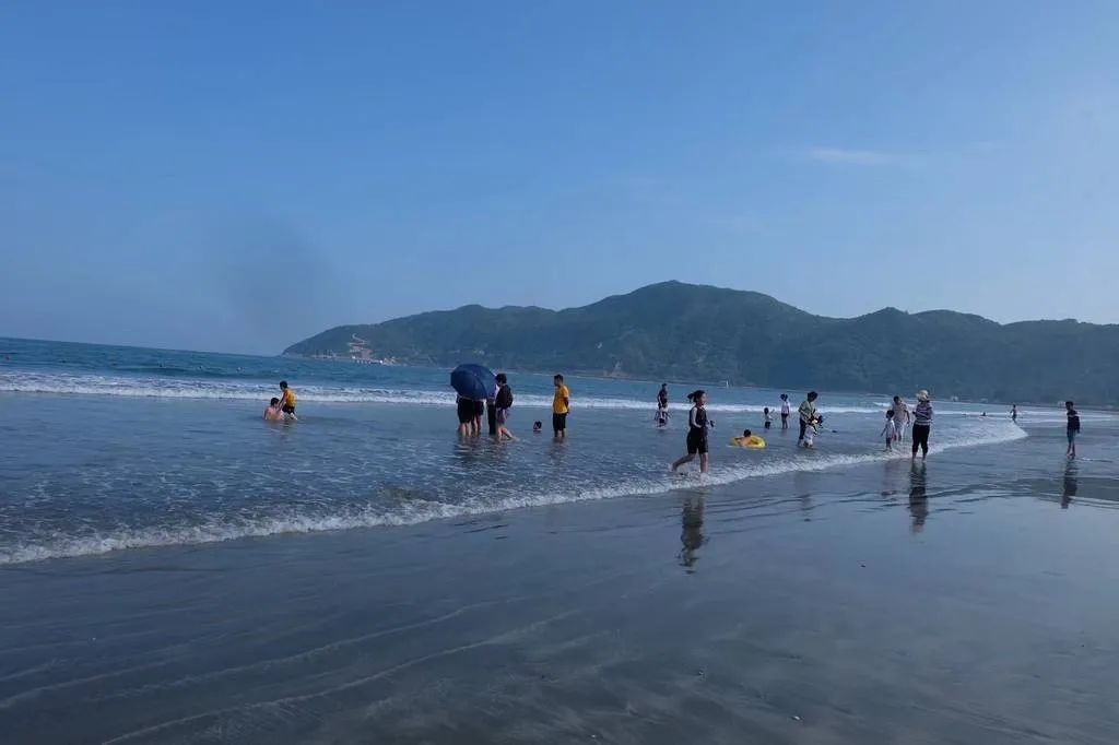 浣犲涔呮病鍘绘捣杈瑰害鍋囦簡,浣犲涔呮病鏈夊嚭闂ㄦ梾娓镐簡