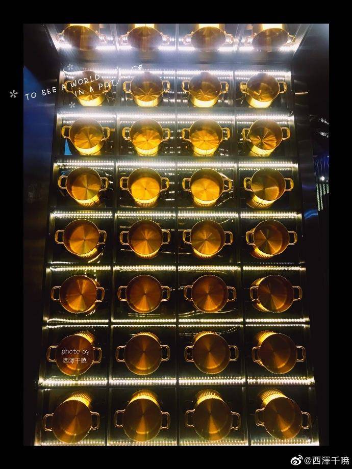 想从吃上接近爱豆，来拔草正宗思密达多彩芝士年糕火锅吧！