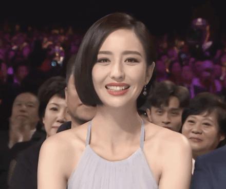 今年最受欢迎的一款短发洋气减龄,2019最流行时尚减龄的短发图片