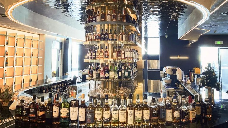 宝安最高楼酒吧,深圳平安大厦118层酒吧