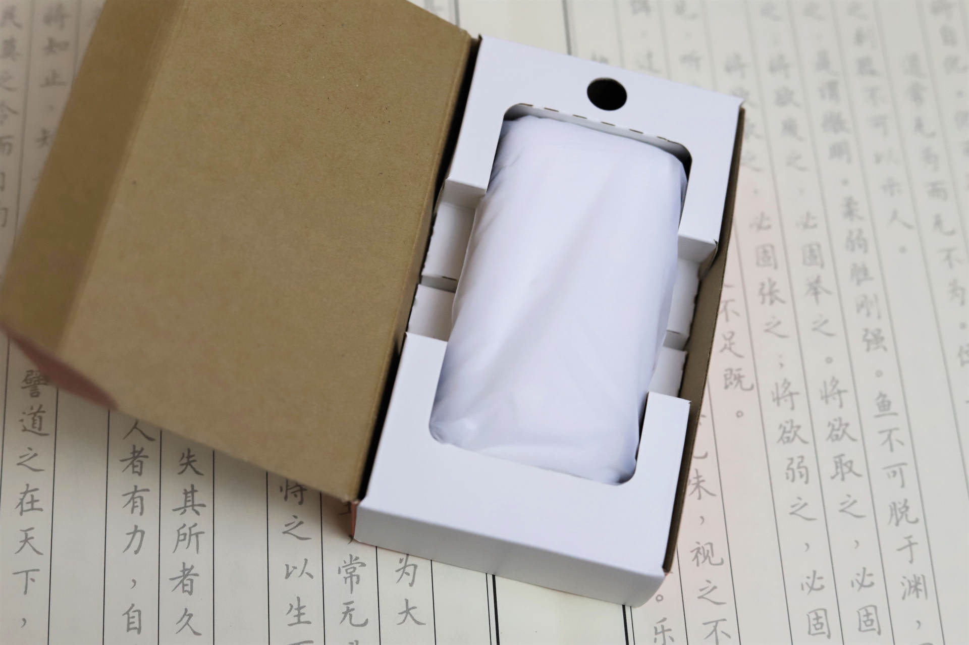 爱国者充电宝e10000使用评测,aigo爱国者充电宝各种型号