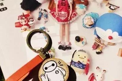 一个人出去有点无聊,一个人出去玩无聊吗