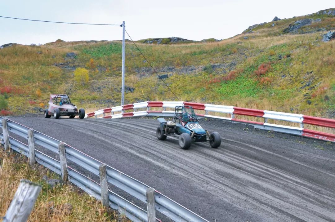 王霜中国女足素材,关于中国女足王霜图画