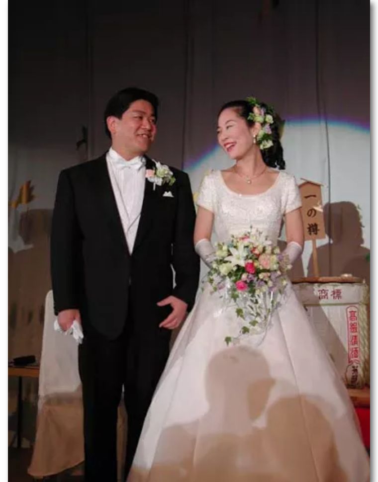 日本前国家大臣猝死，死在新冠PCR检查的路上