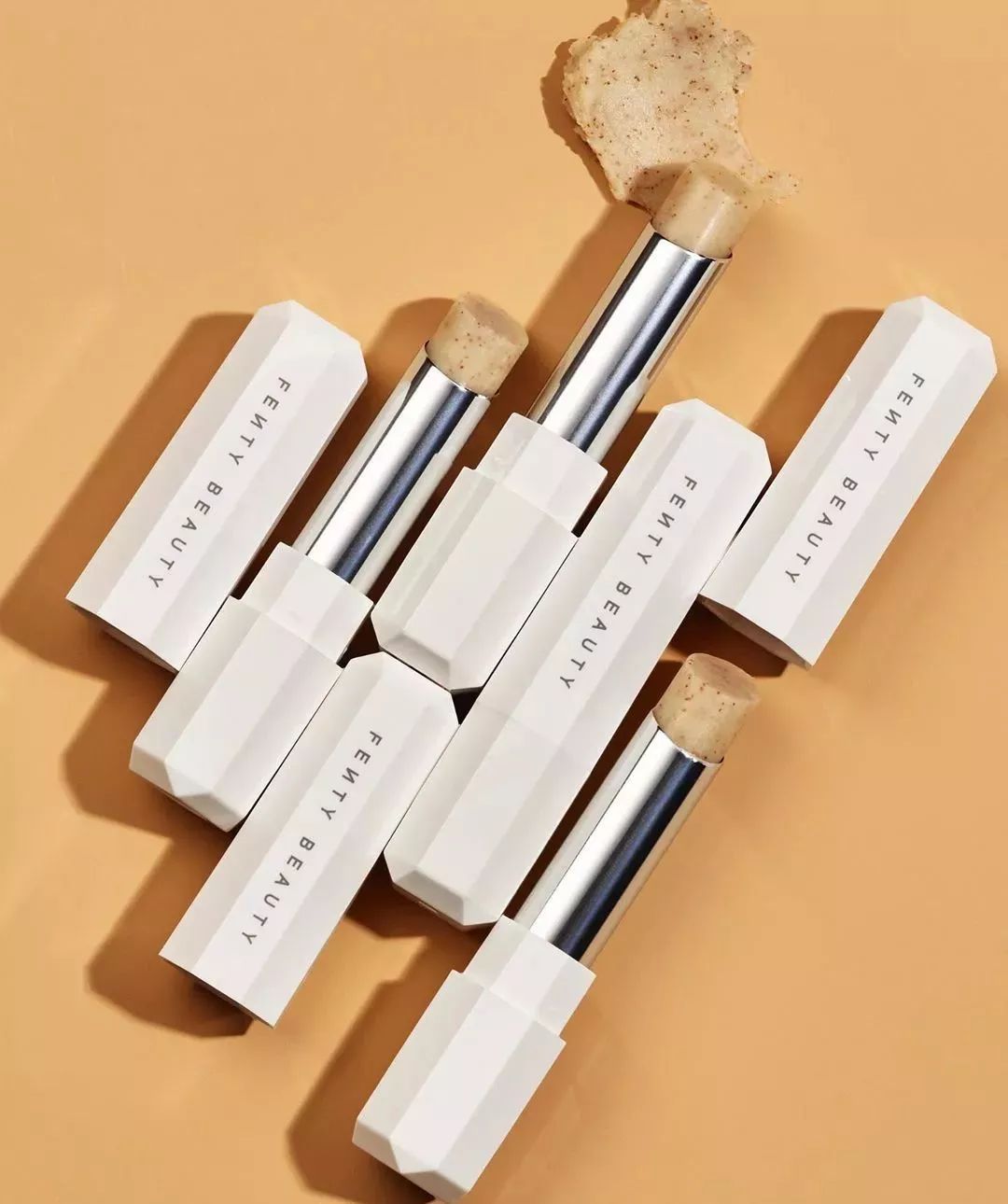 全球最富歌手rihanna,rihanna美国女星