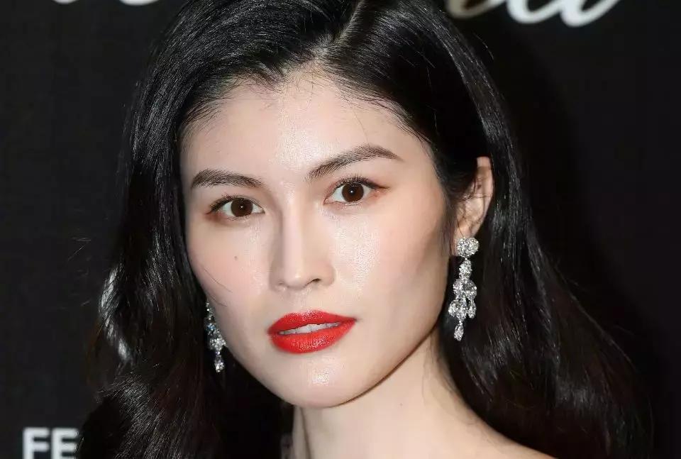 奚梦瑶求婚现场遭群嘲,奚梦瑶戛纳最新消息