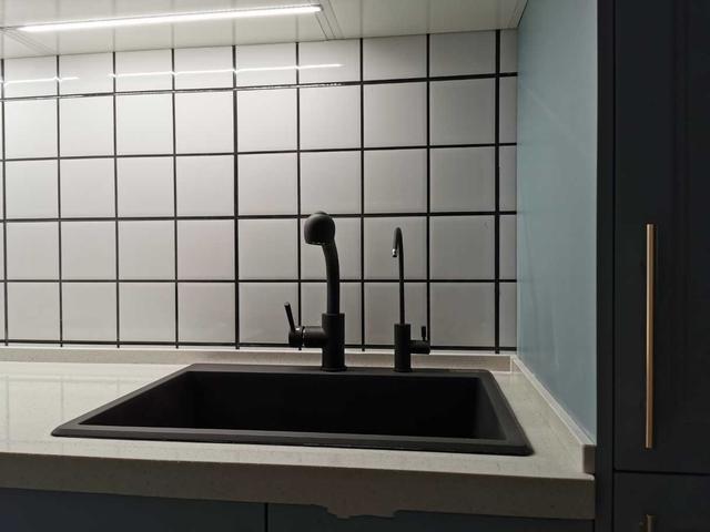 简约欧式风装修温柔色调,欧式装修软装配简约风格