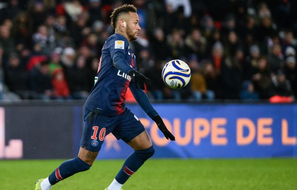 足坛过人集锦梅西c罗,足球c罗梅西内马尔过人动作