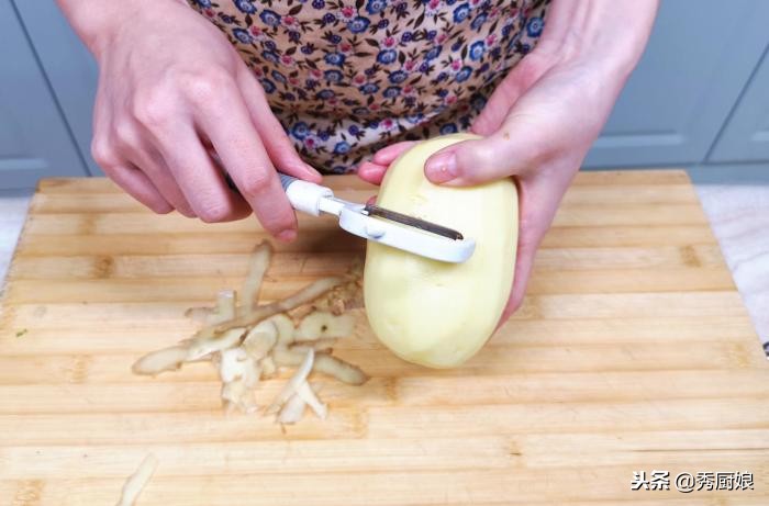 不用水不用油的鸡蛋饼做法,不加白糖做鸡蛋饼