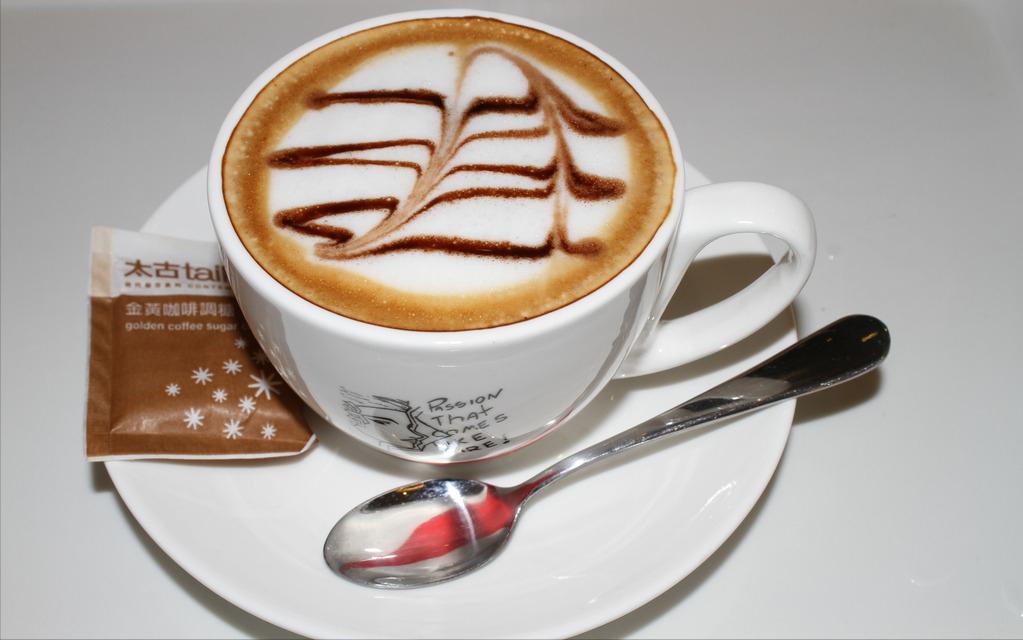 终于知道咖啡为什么不苦了,摩卡拿铁卡布奇诺区别玛奇朵