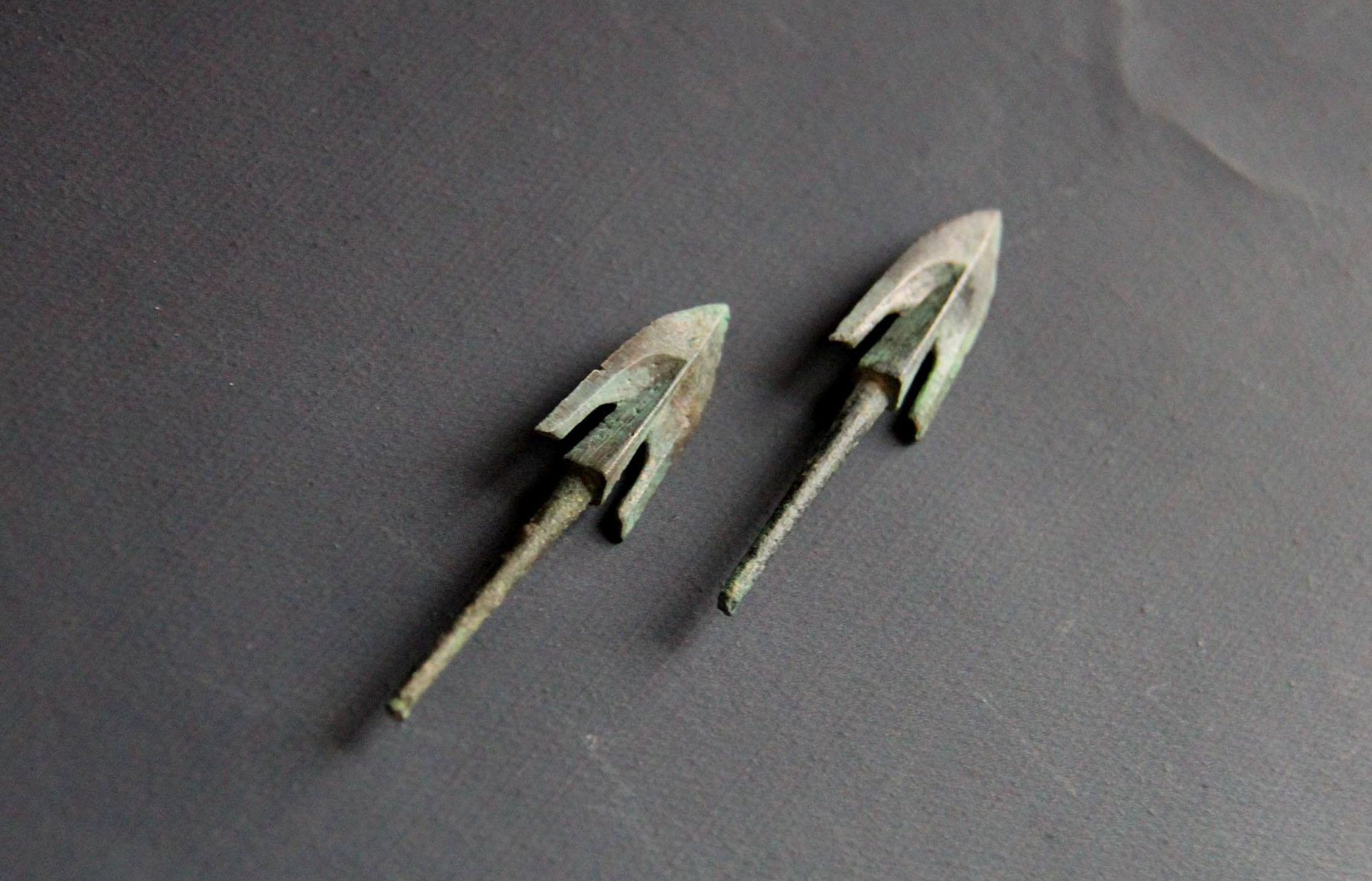 古代弓箭和弩的真实杀伤率,古代弓箭箭发出去会伤手吗