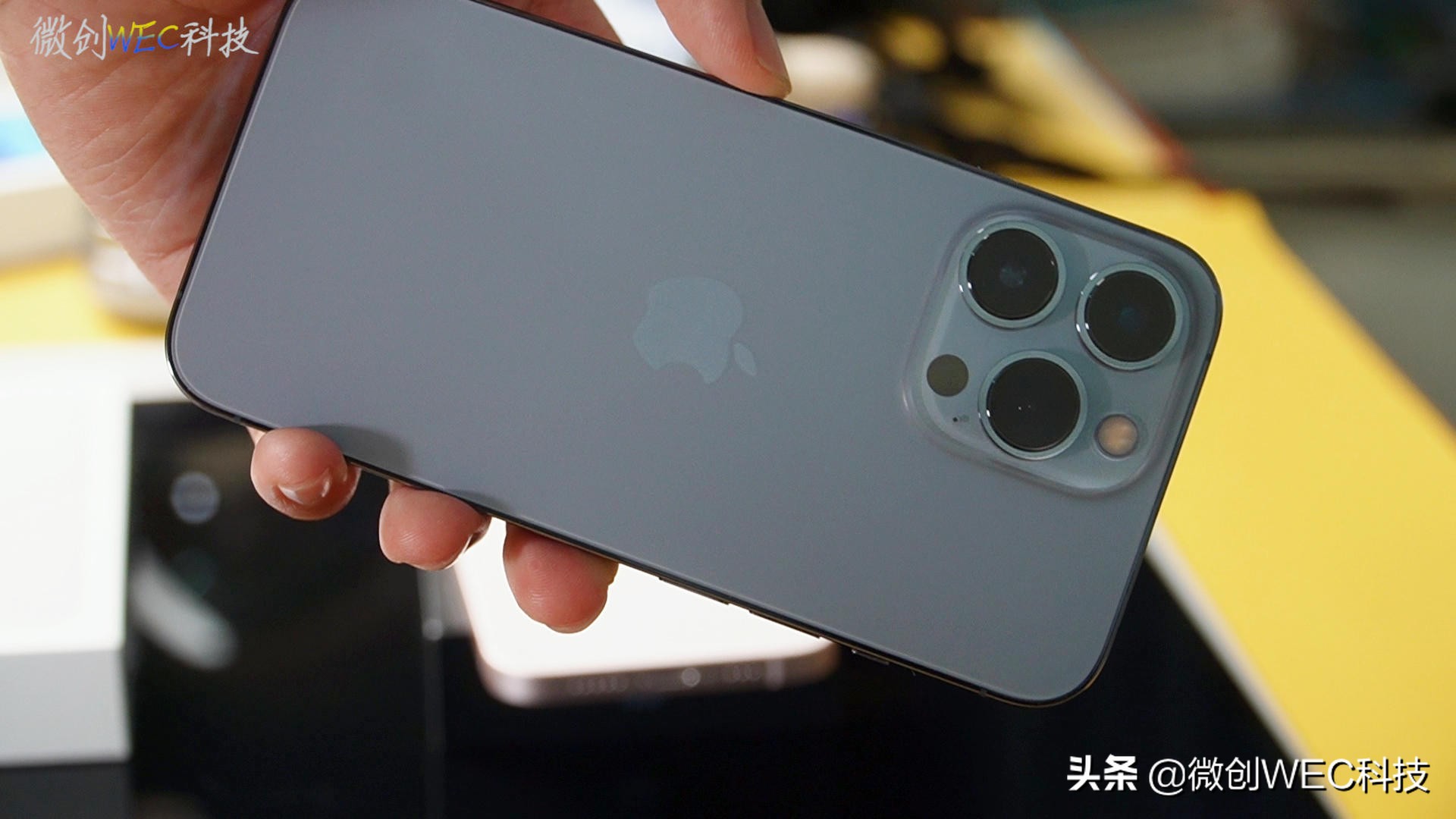 iphone13pro三倍长焦拆解,iphone13pro边框拆解