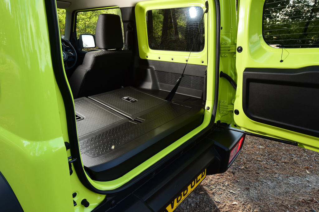 铃木吉姆尼麋鹿测评,李老鼠试驾铃木吉姆尼