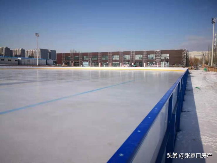 最大露天滑冰场,全国最大室内滑冰场