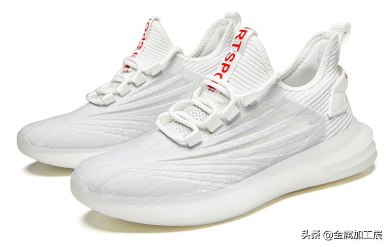 阿迪软底踩屎感运动鞋推荐,踩屎感软底运动鞋