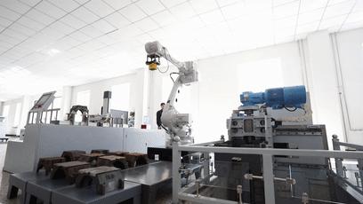 美国机器人修铁路,用于修铁路的机器人