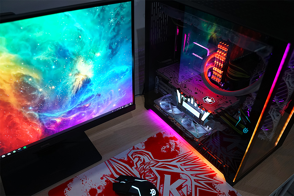 rtx2080名人堂10周年,黑白拼色主机