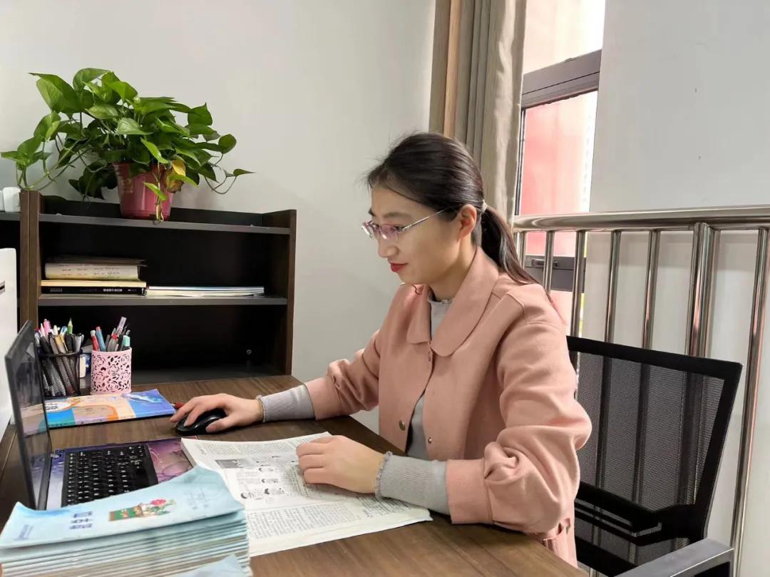 郑东新区云台小学校长,郑州郑东新区云台小学怎么样