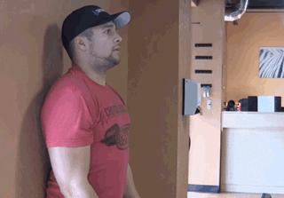 怎么练肩膀使肩膀变宽且有力量感,怎么练能让肩膀变得更宽直角肩