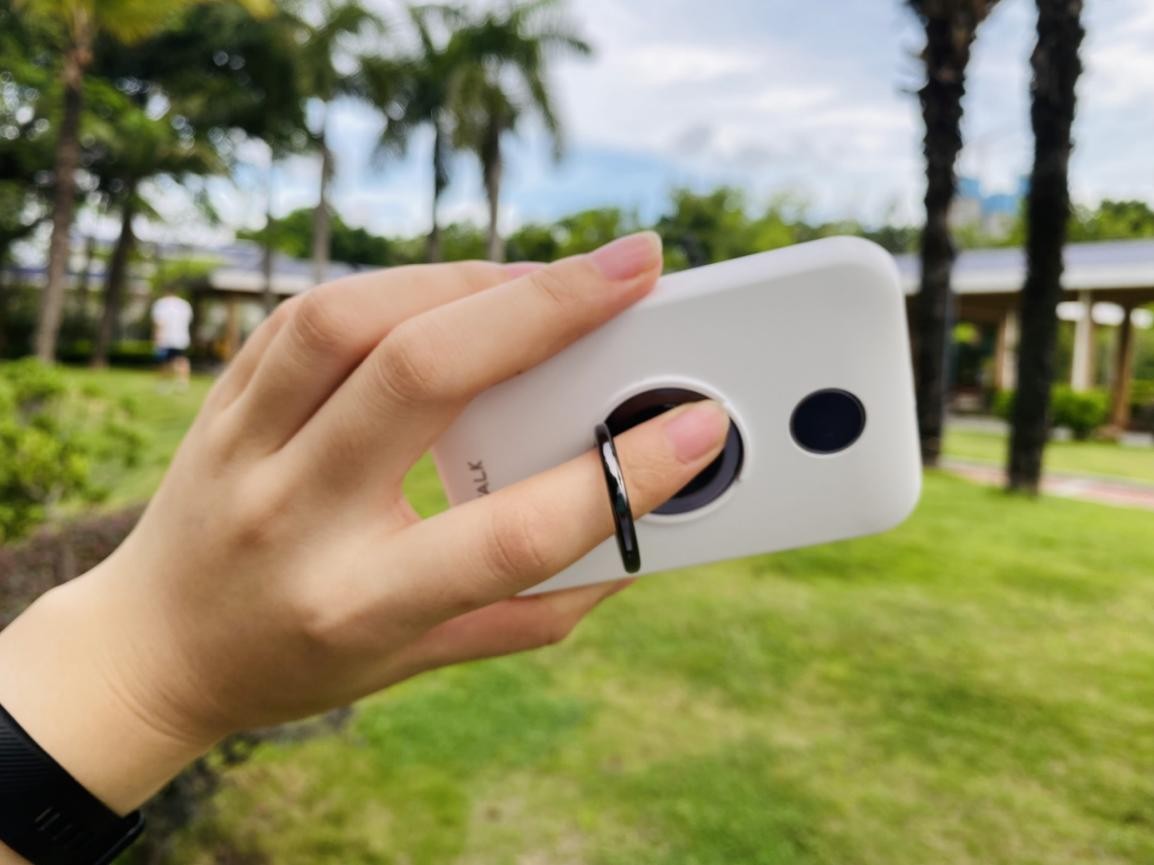 iwalk咔嗒宝评测,iwalk充电宝磁吸充电测试