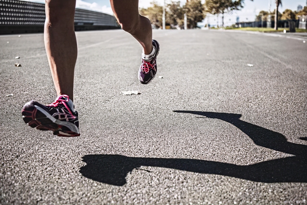 天天偏头痛痛不欲生,偏头痛疼到绝望怎么治疗