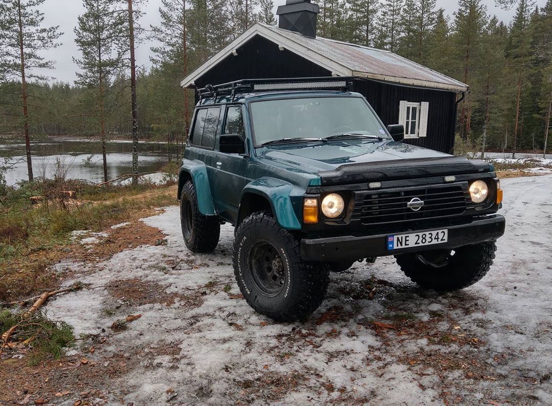 20款日产途乐越野改装实战,丰田陆地巡洋舰vs日产途乐越野