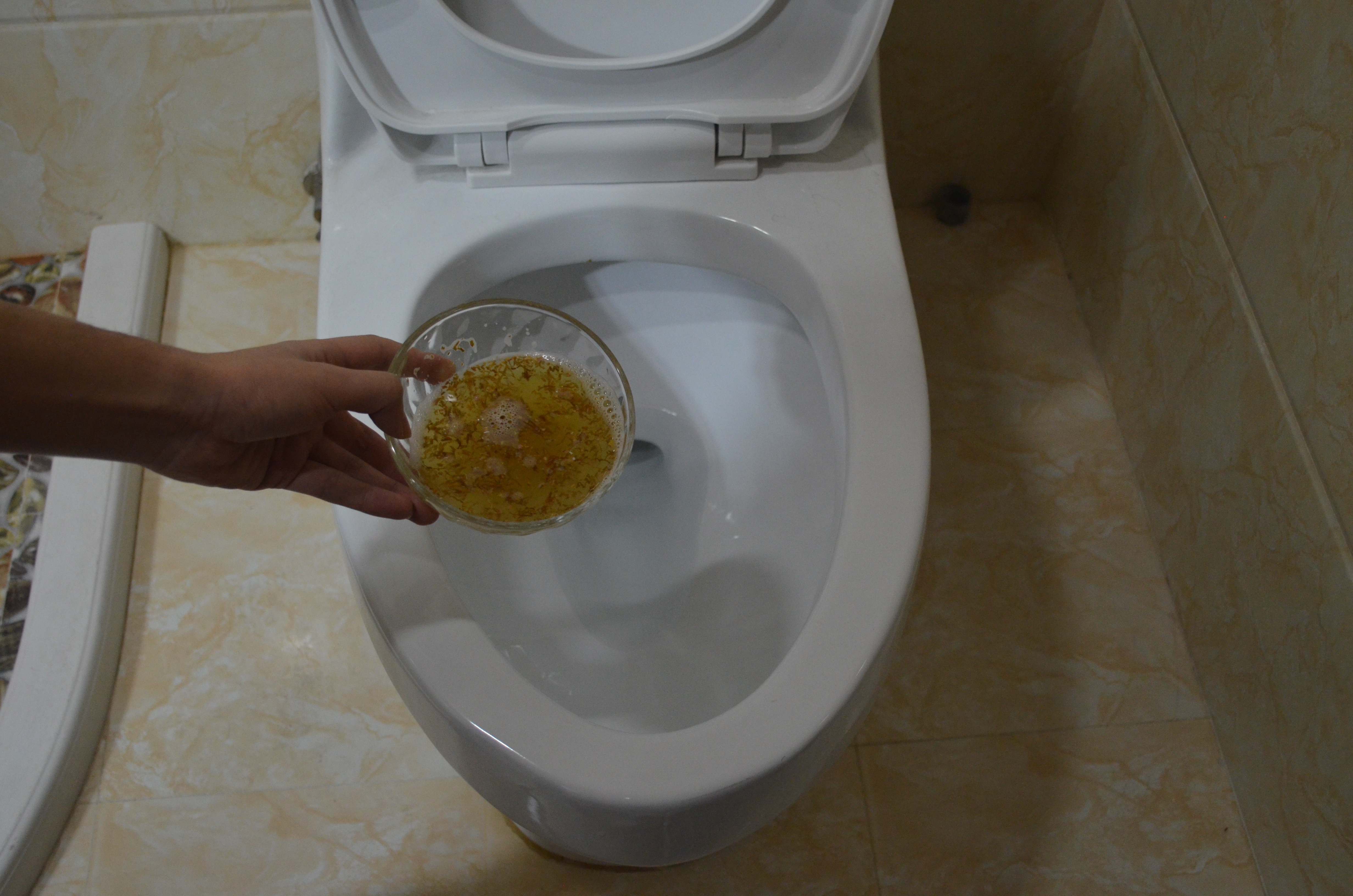 马桶除异味我有绝招,轻松一招去除马桶异味