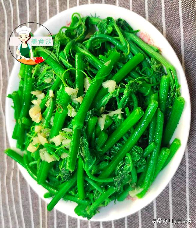 入夏前，遇到这菜我从不手软，清口脆爽，敞开吃，不长胖还能变瘦