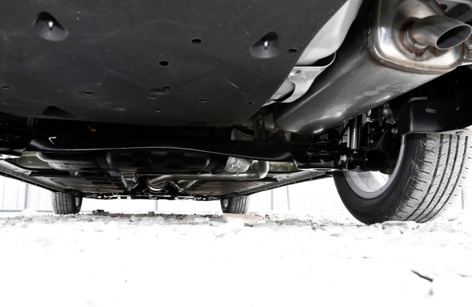 长安逸动plus1.4t蓝鲸版底盘多高,长安逸动plus底盘离地面多高