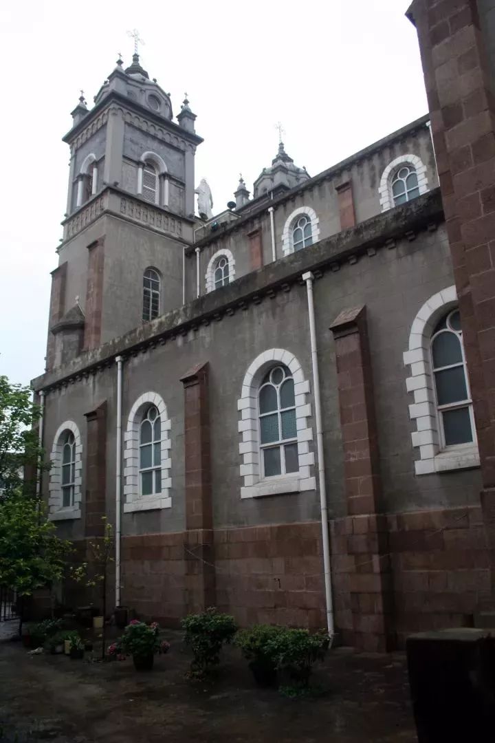 芜湖天主教堂谁建的,芜湖天主教堂至今多少年了