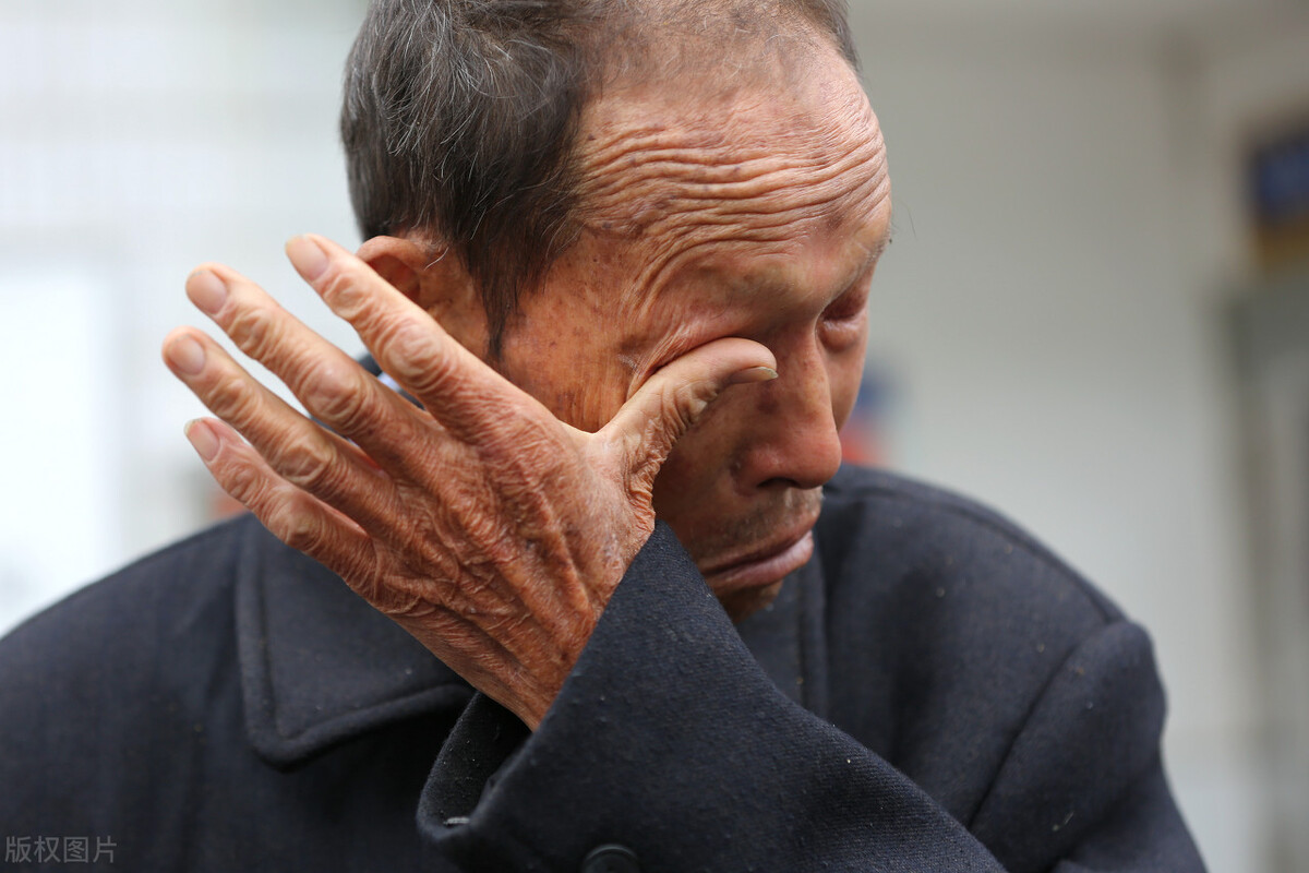 前列腺增生究竟治还是不治？不要着急说不！先了解下这些危险因素