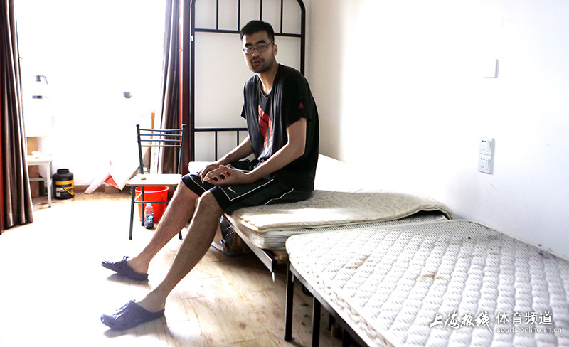 魔都100:上海男篮内线扛把子大鲨鱼十年支柱Max张兆旭