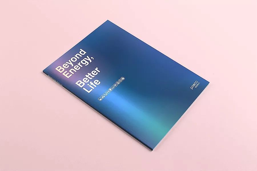 公司画册封面简单大气,红色画册封面手绘简约大气