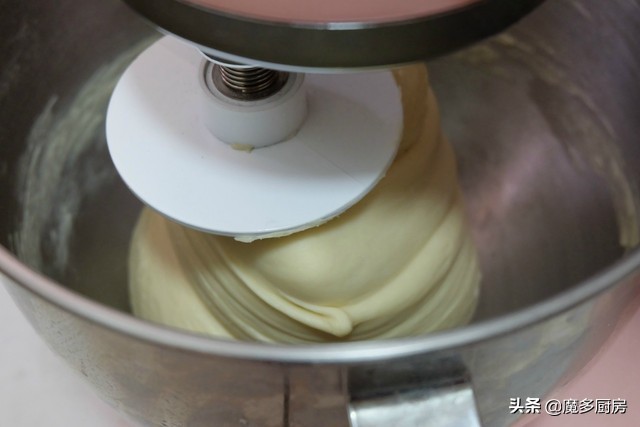 如何在家做低糖又好吃的吐司面包,低糖低卡零脂肪的面包低筋面粉