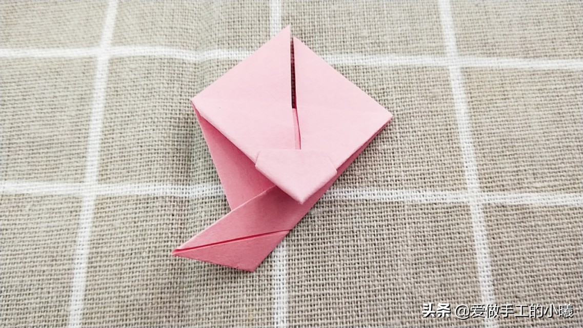 纸折樱花简单,立体五瓣樱花折纸