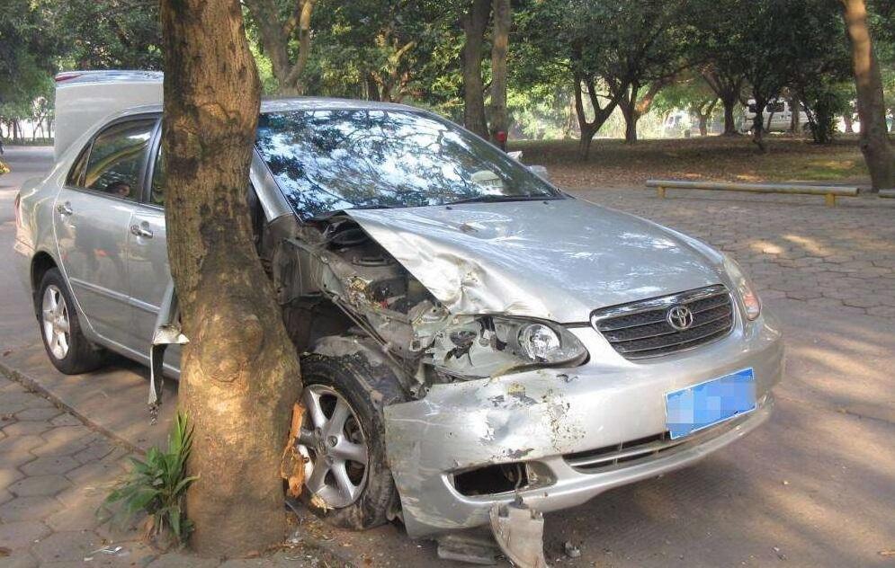 刹车突然失灵了该怎么办,货车刹车突然失灵又好了怎么回事