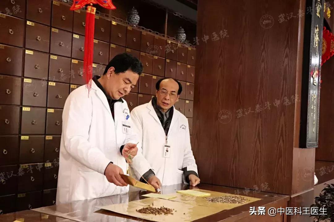 流粘稠黄鼻涕鼻塞是鼻窦炎吗,鼻窦炎无鼻涕不鼻塞是什么原因