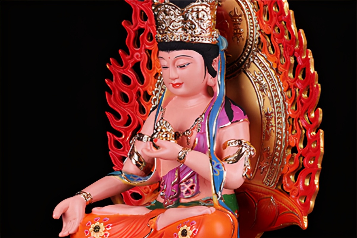 十二生肖的守护神是哪尊菩萨,12生肖神兽守护神都有什么