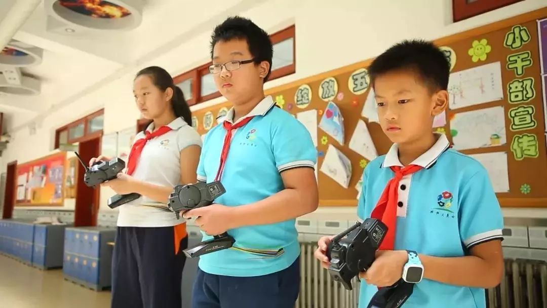 身边的好学校丨北京师范大学奥林匹克花园实验小学：书香花园，培育五色花朵~