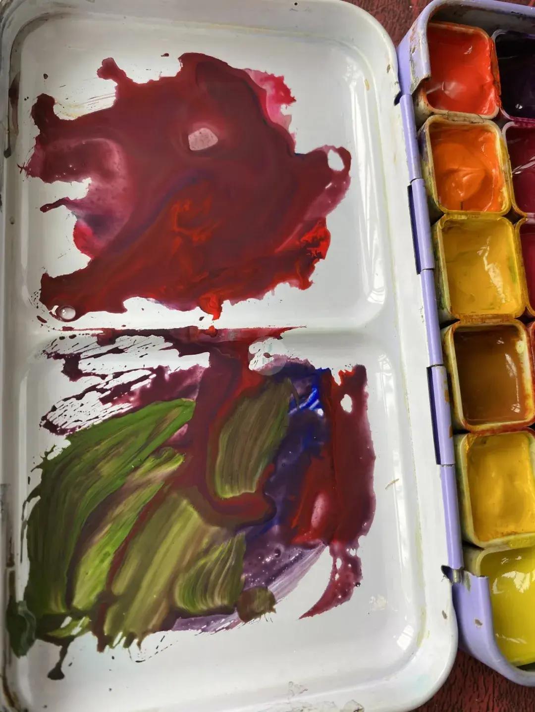 水彩为什么干了之后会有水印,水彩为什么容易掉