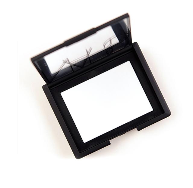 十大公认好用便宜散粉推荐,6款热门定妆散粉8小时不脱妆平价