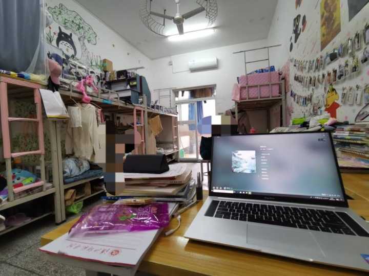 给大学生的忠告不要在宿舍,大学为什么不能老待在课堂