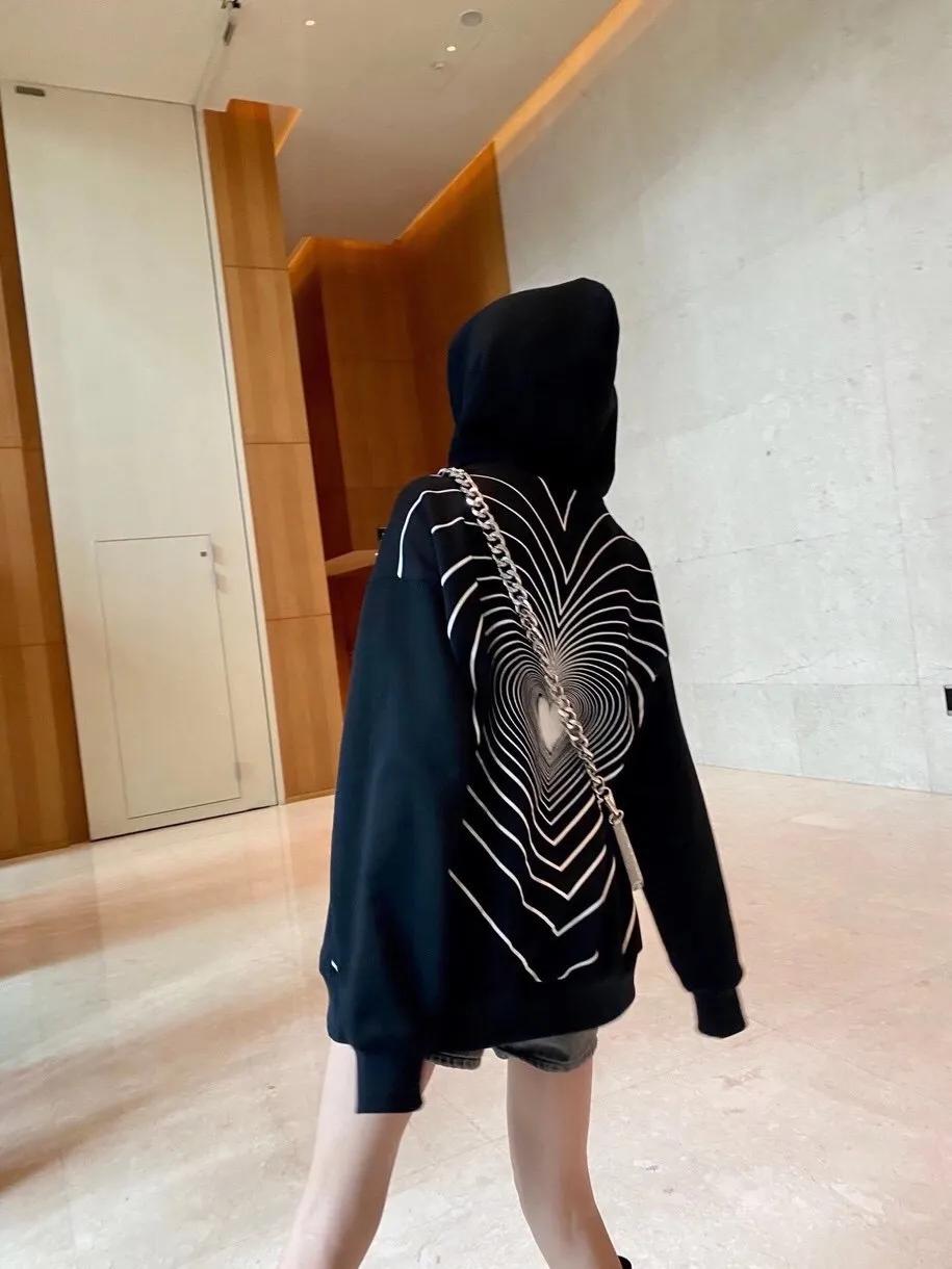 灰色爱心加绒卫衣,baby同款卫衣帽子